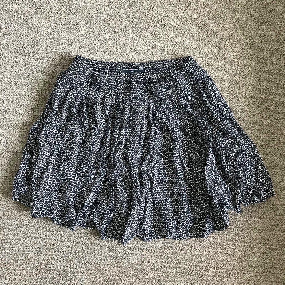 Brandy Melville Black and White Floral Skirt